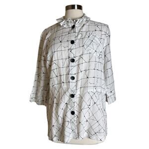 Erin Paige Geometric Printed Wired Collar Button Up Top Blouse Women's Medium‎